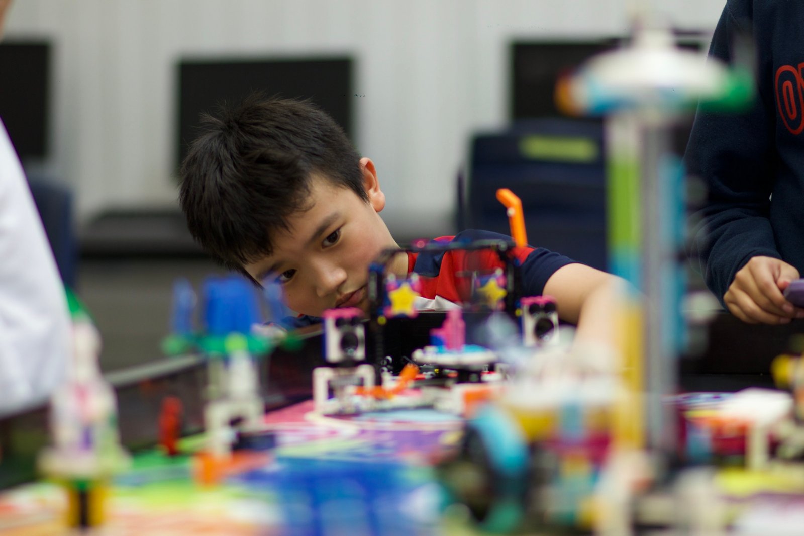 Oxfordian students at a robotics competition