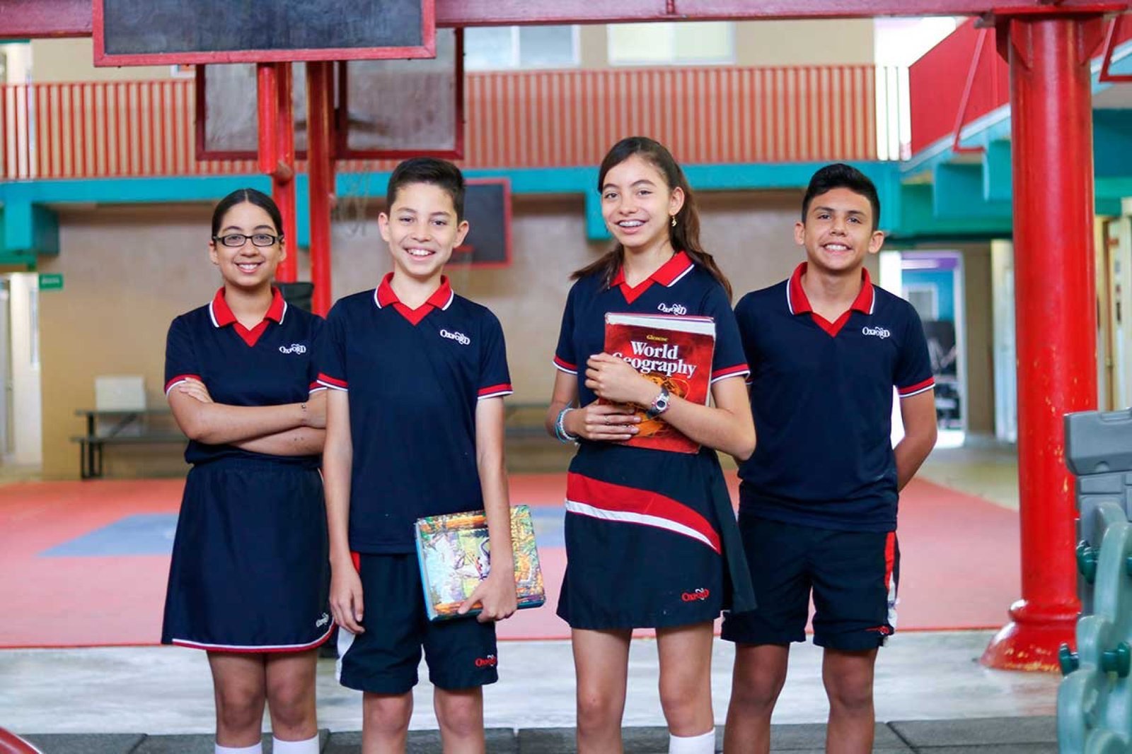 Vista Hermosa students on campus