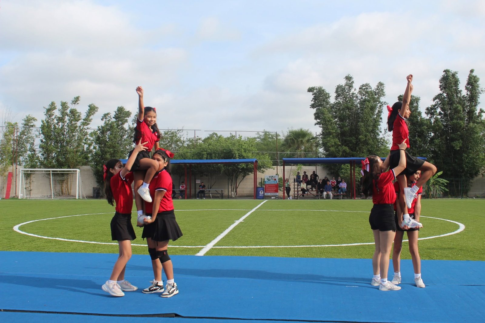 Cheerleading at Oxfordian After School, photo 2